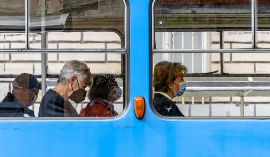 L’improbable BUS 60 à Paris ( dans le 19ème)